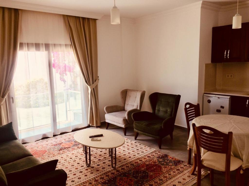 Orya Aparts Gümbet Buitenkant foto