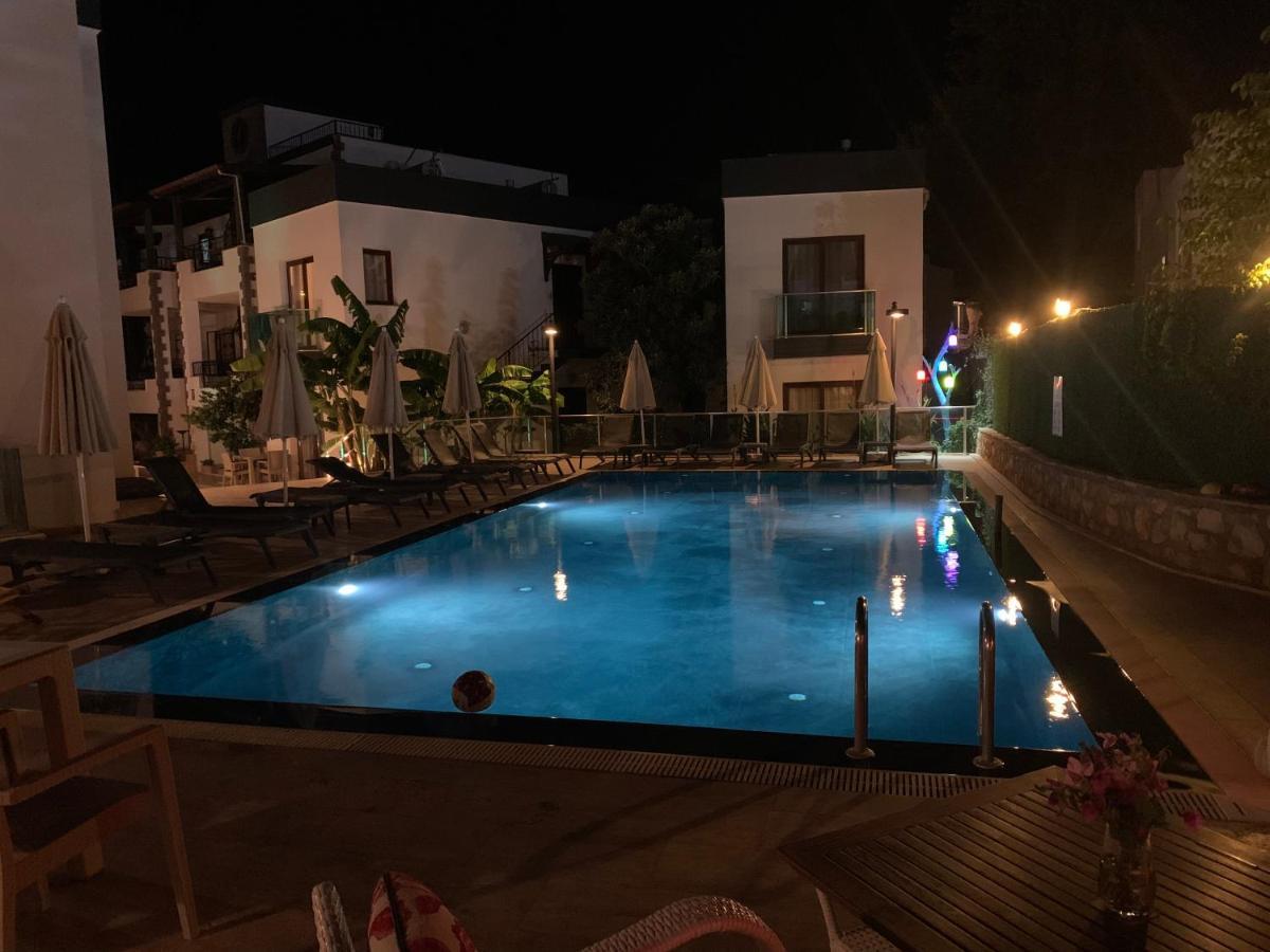 Orya Aparts Gümbet Buitenkant foto